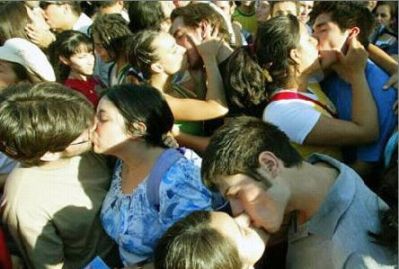 Arkansas Family Reubuin
No sibling rivalry here
